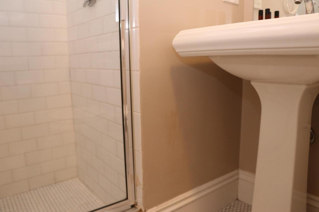 Stylish Downtown Studio In The South End, C. Ave #1 波士顿 外观 照片